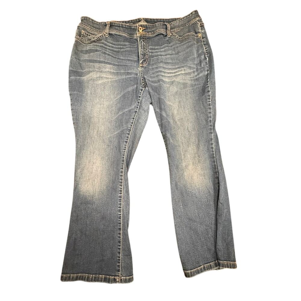 St. John's Bay Women's Blue Bootcut Leg Medium Wash Denim Jeans Size 20WS